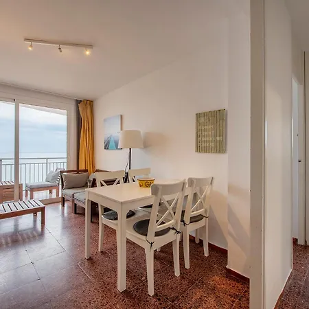 Apartamento With Sea Views In Platja d'Aro (Playa de Aro)